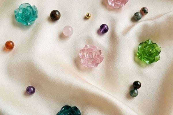 The Art Behind Handmade Epoxy Resin Jewelry