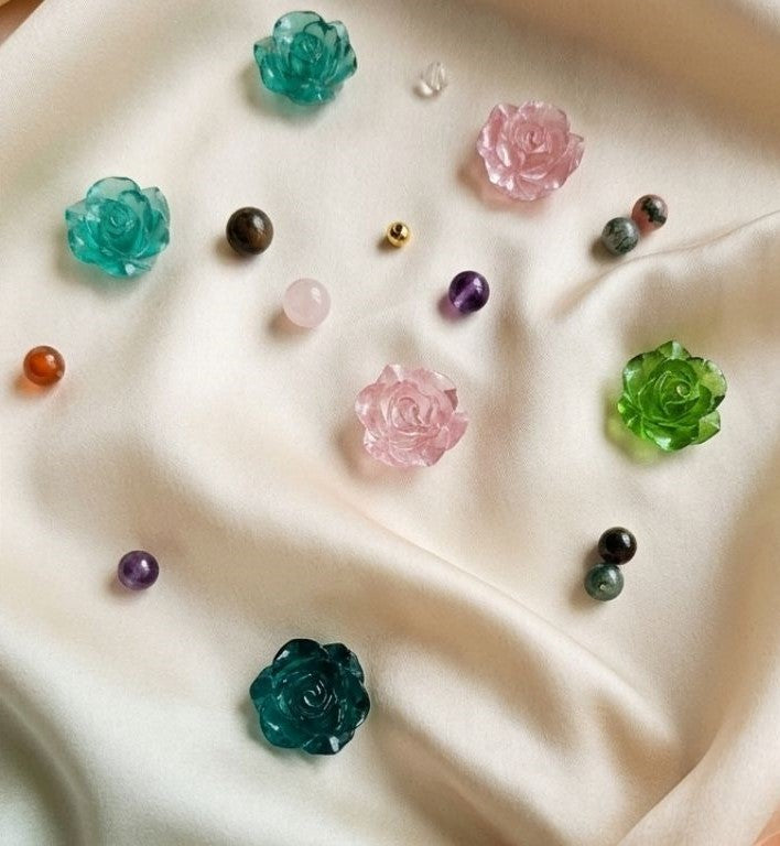 The Art Behind Handmade Epoxy Resin Jewelry