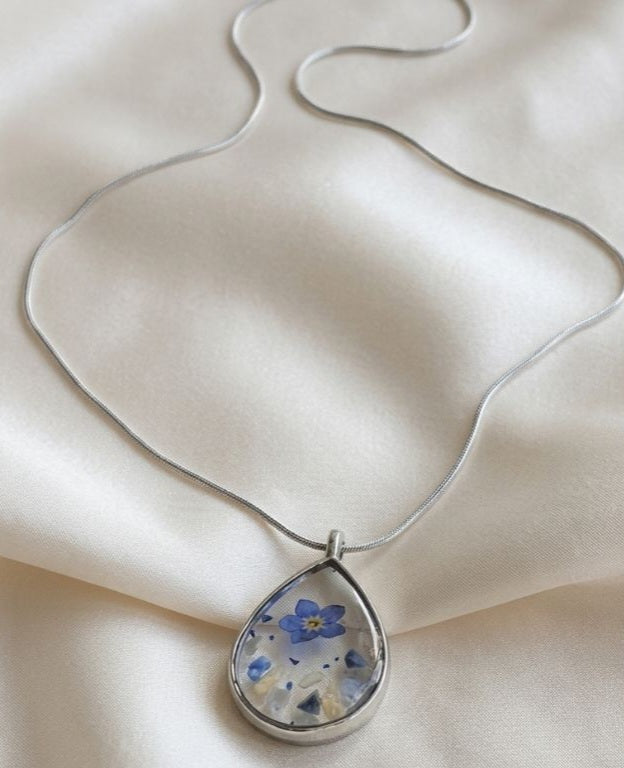 Ethereal Memory" Set – Real Forget-Me-Not, Rose Quartz & Opalite