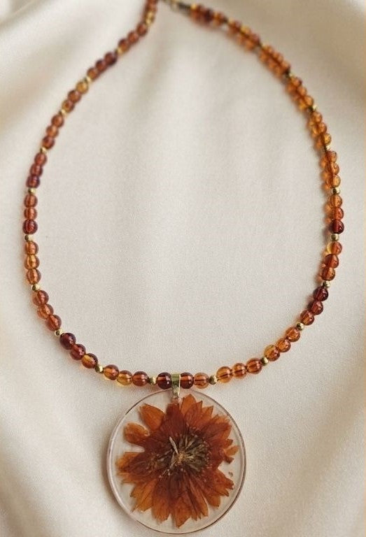 Autumn Bloom Necklace – Preserved Flower Resin Pendant
