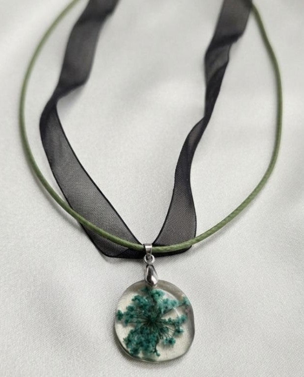 Emerald Whisper Necklace – Preserved Green Flower Elegance