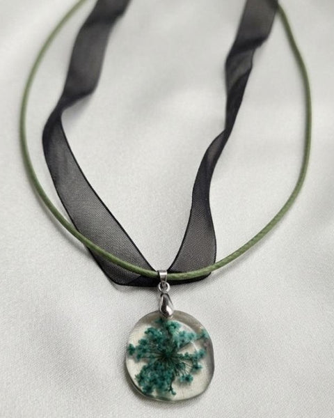 Emerald Whisper Necklace – Preserved Green Flower Elegance