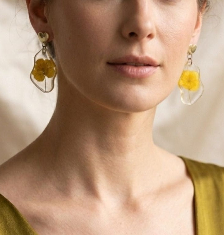 Golden Heart Blossom Earrings – Real Yellow Spring Flower Elegance