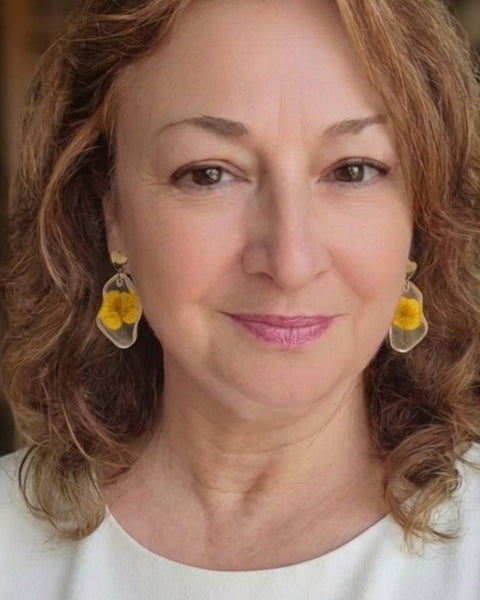 Golden Heart Blossom Earrings – Real Yellow Spring Flower Elegance