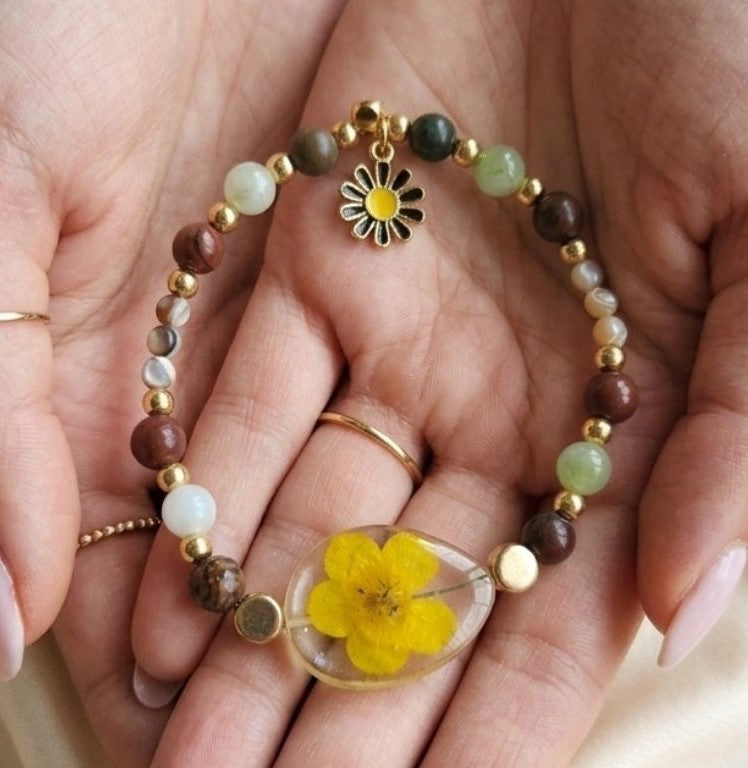 Golden Meadow Bracelet – Real Spring Flower & Natural Gemstones