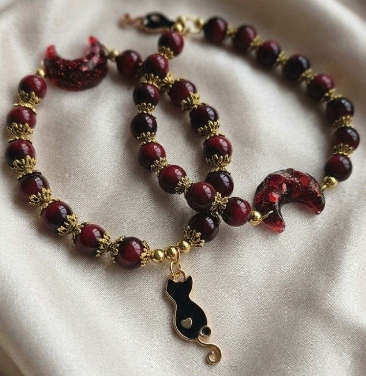 Blood Moon Feline Bracelet – Mystique, Protection & Inner Strength
