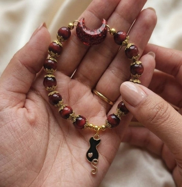 Blood Moon Feline Bracelet – Mystique, Protection & Inner Strength