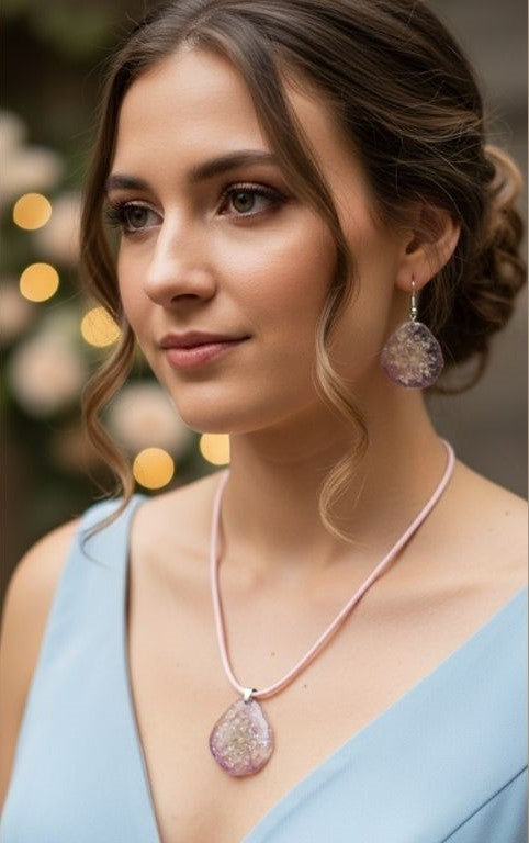 Blush Purple Bloom Resin Jewelry set - Necklace & earrings with Preserved Flowers