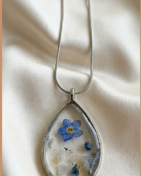 Ethereal Memory" Set – Real Forget-Me-Not, Rose Quartz & Opalite