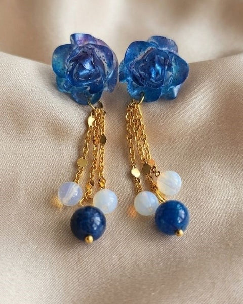 Celestial Bloom Earrings – Blue Resin & Natural Stone Elegance