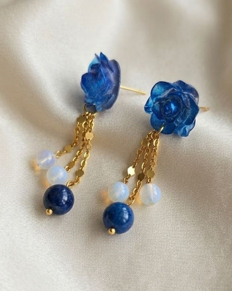 Celestial Bloom Earrings – Blue Resin & Natural Stone Elegance