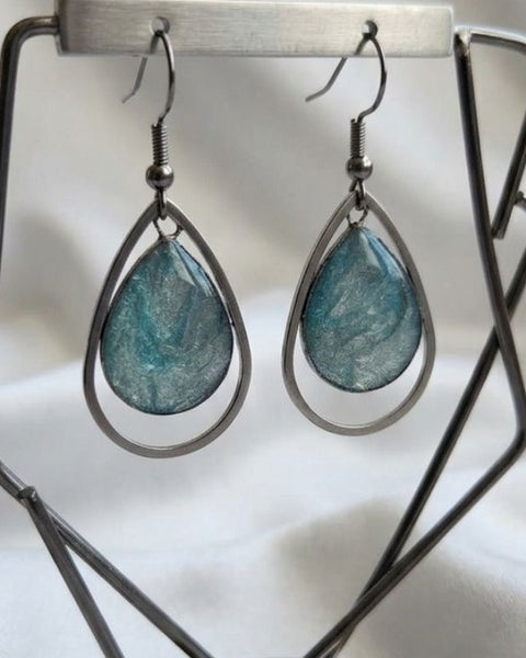 Ocean Wave Earrings – Resin Sea-Inspired Elegance