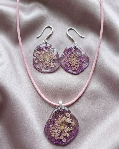 Blush Purple Bloom Resin Jewelry set - Necklace & earrings with Preserved Flowers