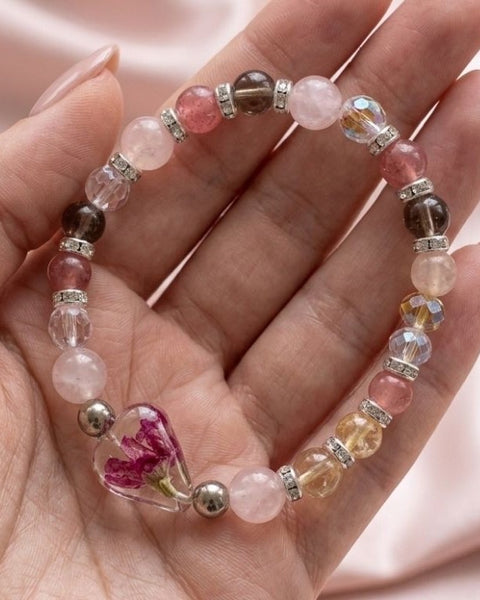 Spring Blossom Harmony Bracelet – Preserved Flower & Natural Gemstone Design
