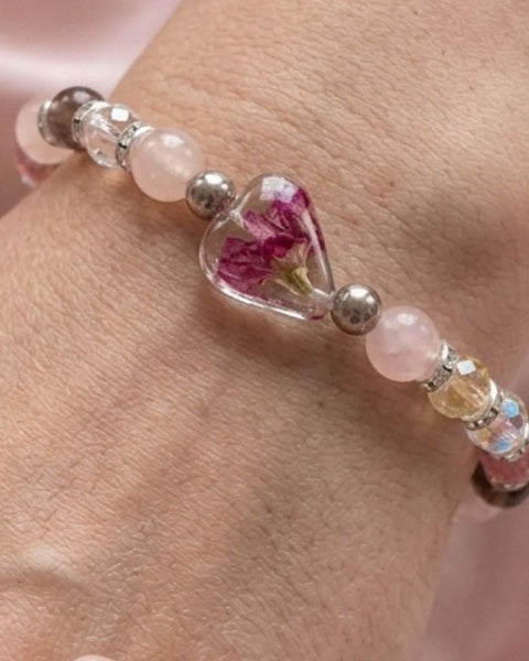 Spring Blossom Harmony Bracelet – Preserved Flower & Natural Gemstone Design