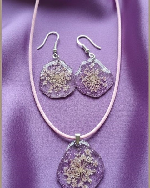 Blush Purple Bloom Resin Jewelry set - Necklace & earrings with Preserved Flowers