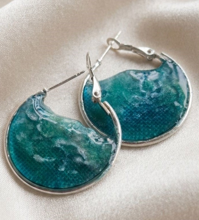 Ocean Whisper Emotion Resin Earrings