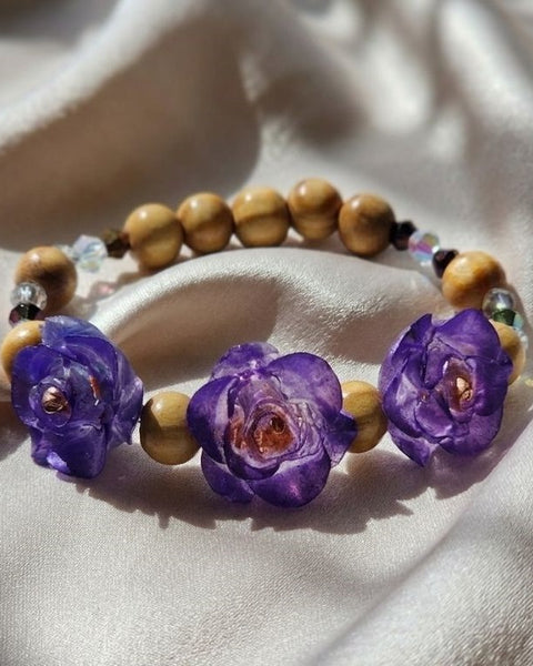 Lilac Bloom Resin Roses & Natural Accents Bracelet