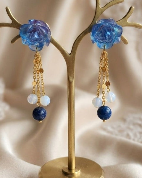 Celestial Bloom Earrings – Blue Resin & Natural Stone Elegance