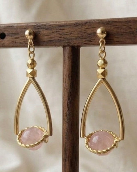 Blush Elegance – Watermelon Cherry Quartz Gold-Tone Earrings