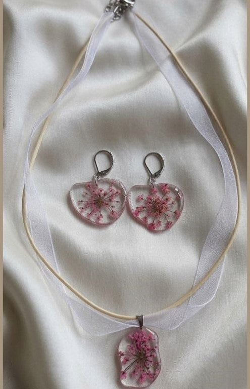 Blush Pink Bloom Resin Jewelry Set - Necklace and Earring with Preserved Real Flowers