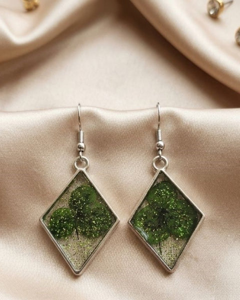 Sparkling Clover Earrings