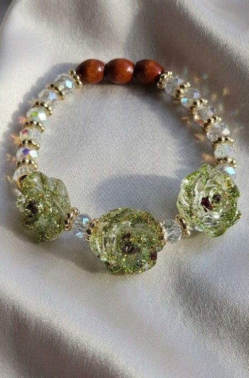 Rose Resin Bracelet with Gold-Plated & Crystal Beads